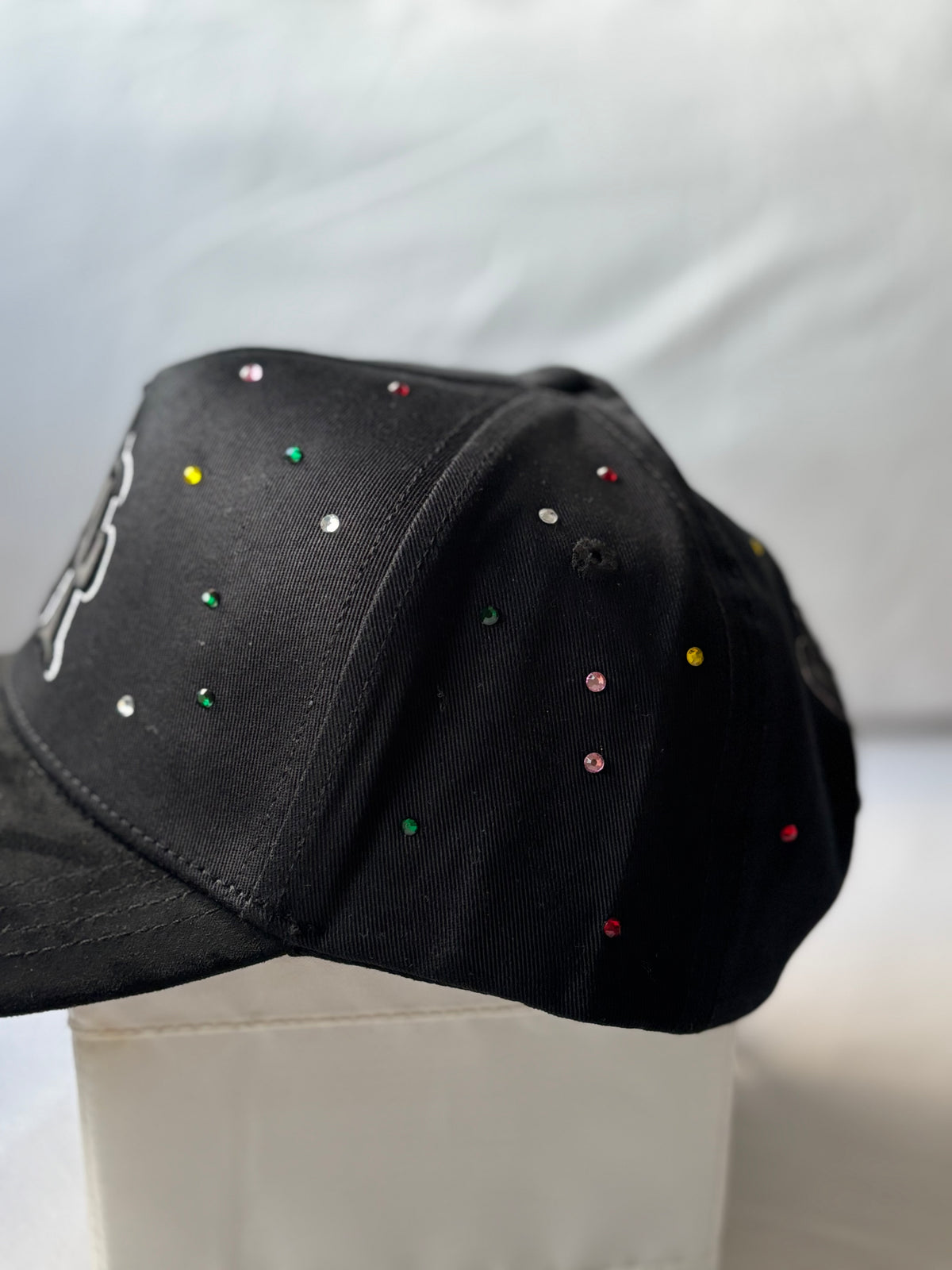 Gorra "LA Dodgers" Black Suede con Cristales Multicolor