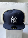 Gorra New Era 59FIFTY New York Yankees Dogear Navy Sherpa talla 7 3/8