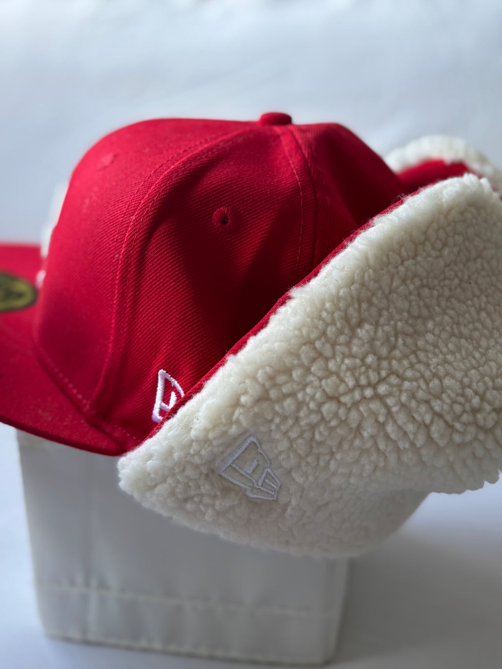 Gorra New Era 59FIFTY Los Angeles Dodgers Dogear Red Sherpa Edition Talla 7 3/8