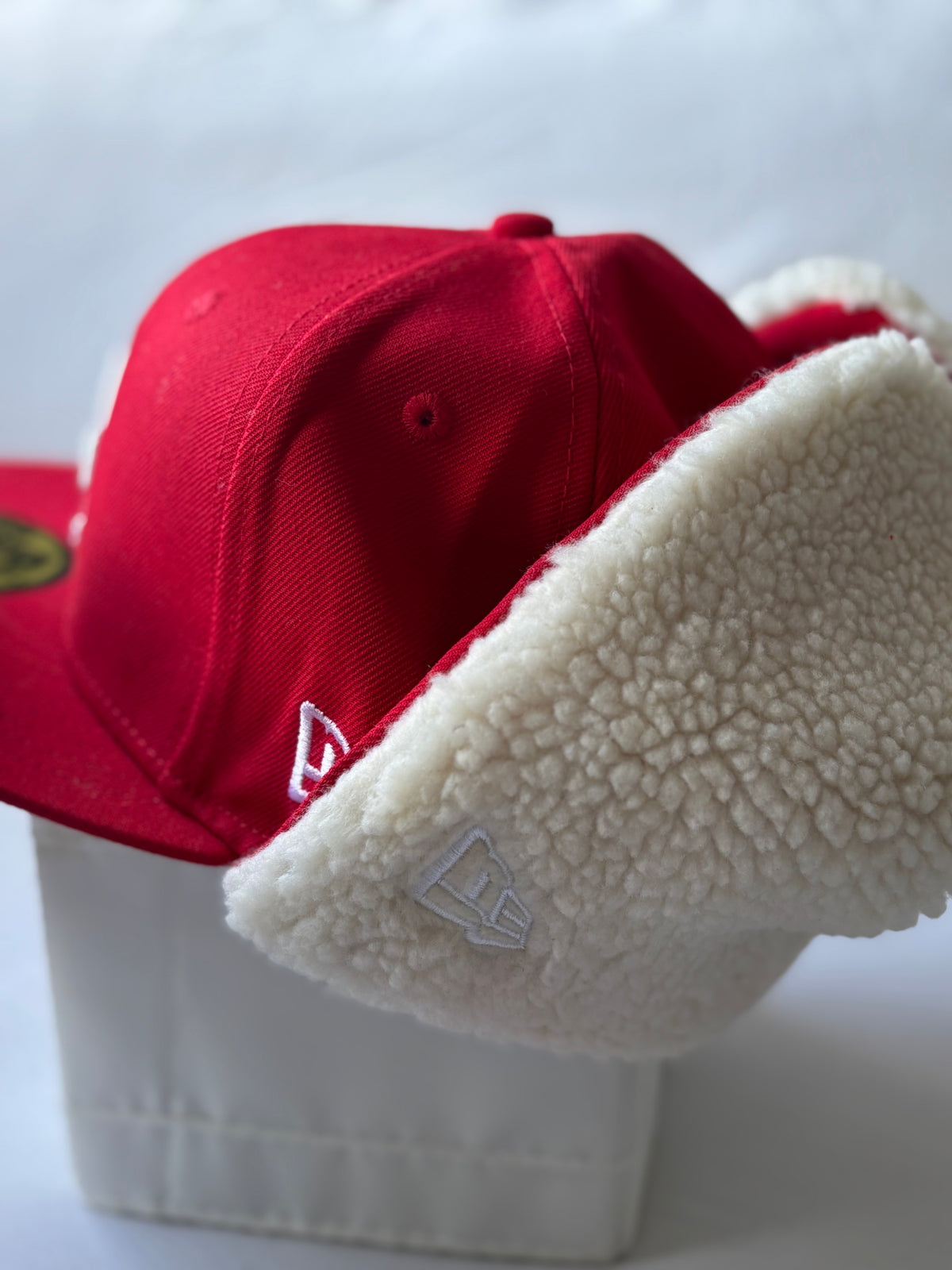 Gorra New Era 59FIFTY Los Angeles Dodgers Dogear Red Sherpa Edition Talla 7 3/8