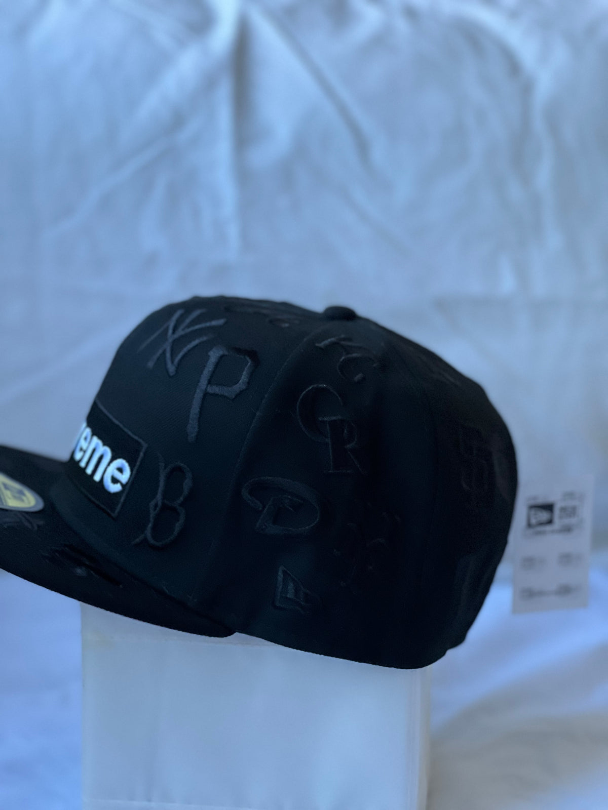 Gorra Fitted "Supreme Box Logo & Monogram MLB Logos" Stealth Black 7 3/8
