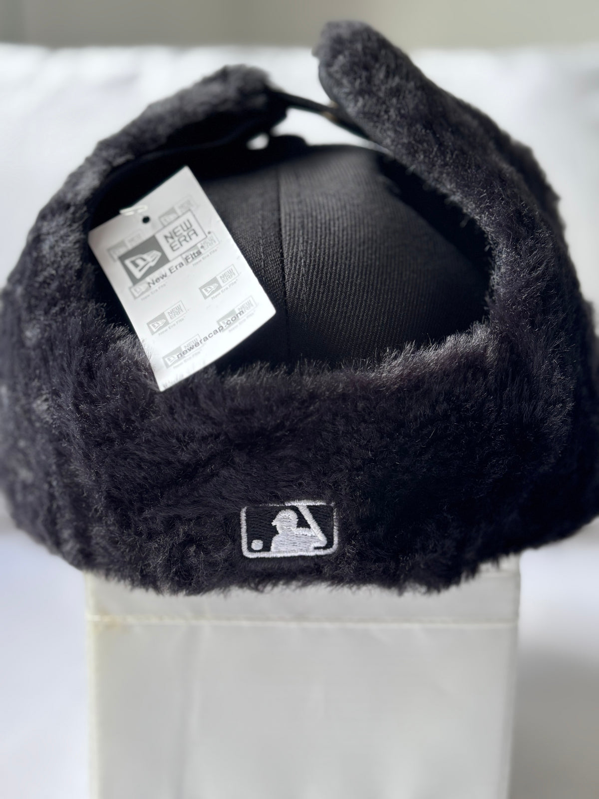 Gorra New Era 59FIFTY Chicago White Sox Dogear Black-on-Black Sherpa 7 3/8