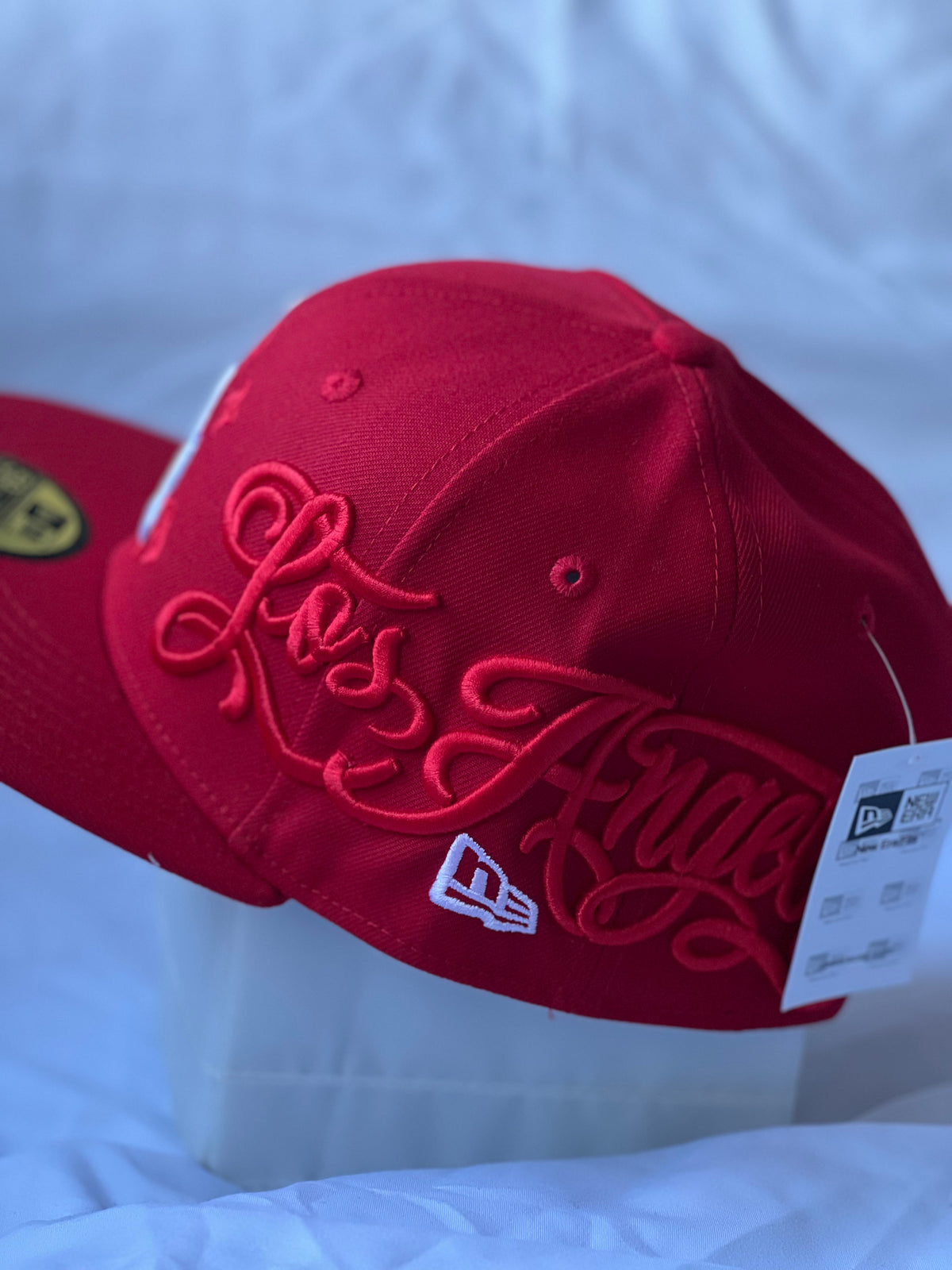 Gorra Fitted "LA Monogram & Dodgers Script Border" All-Red Edition 7 3/8