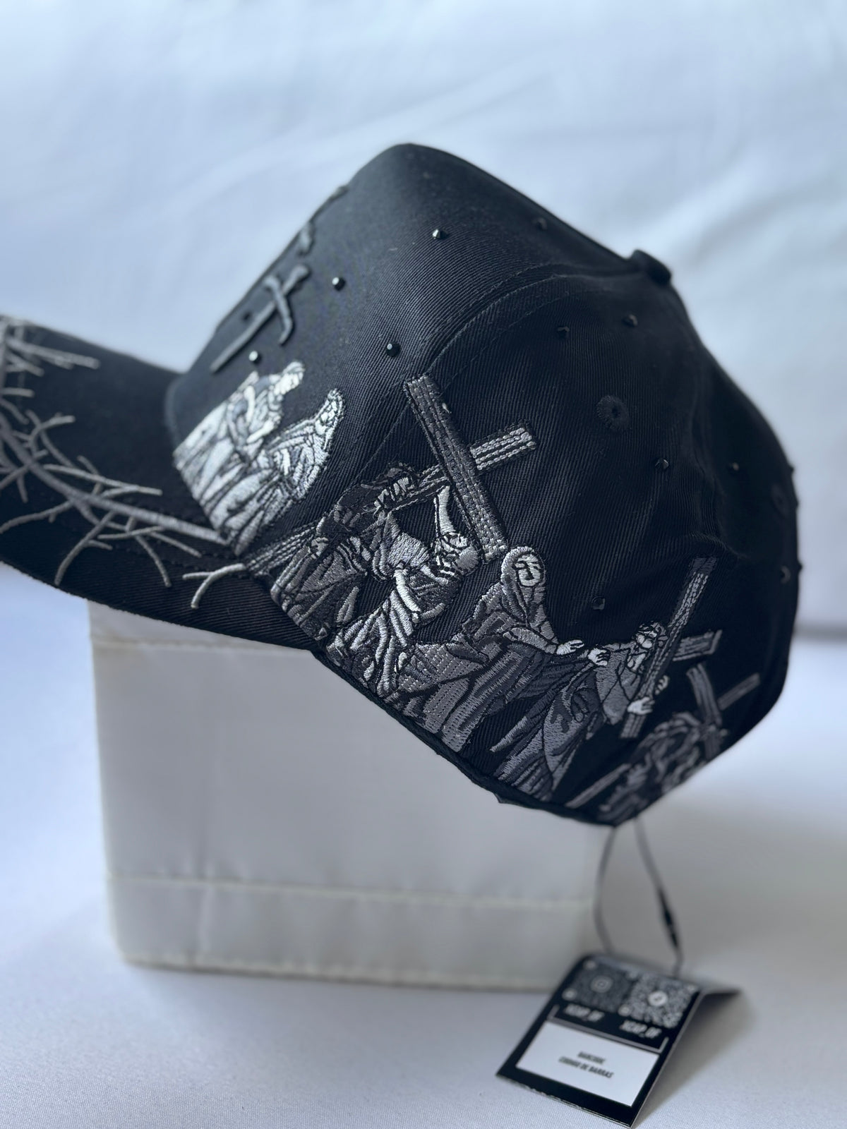 Gorra Trucker / Curved "Cruces & Espinas" Black Edition
