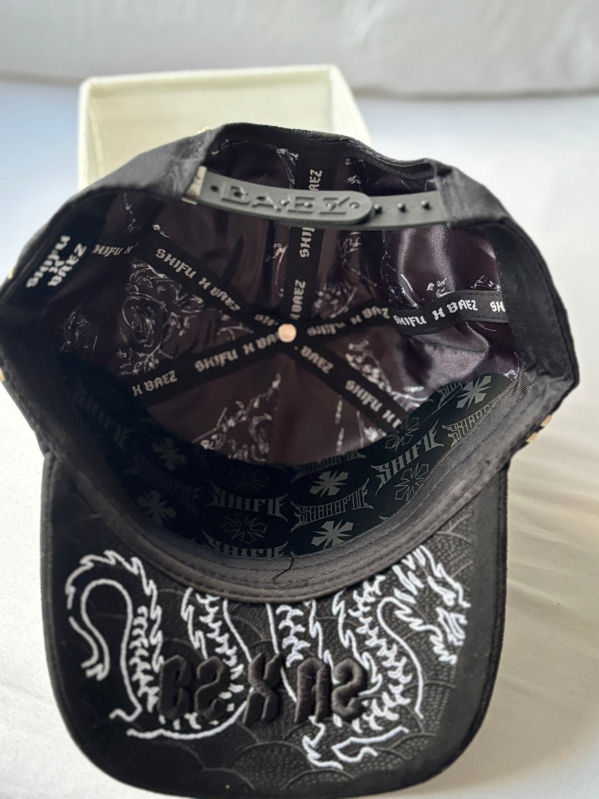Gorra Trucker "Blessed" Tribal Gold Edition