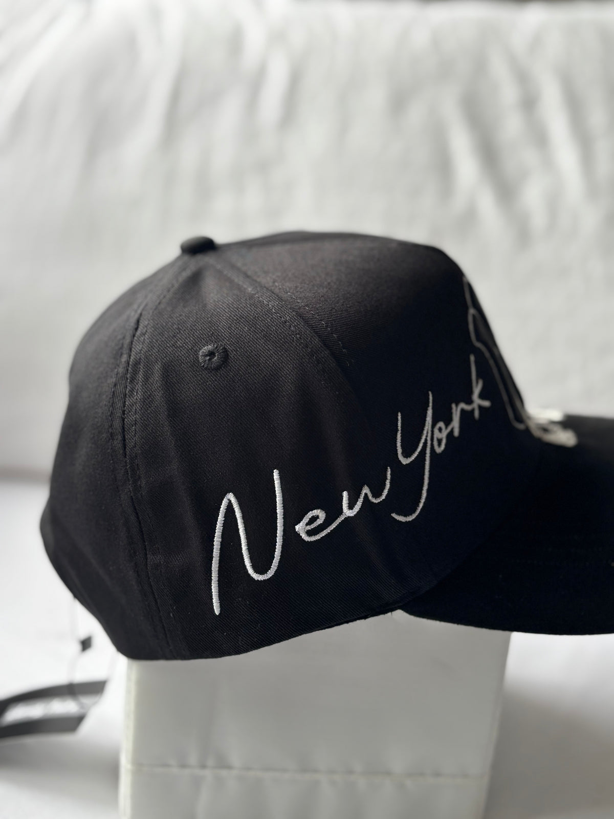 Gorra Suede "NY Tribal Flame & Skull" Silver Edition