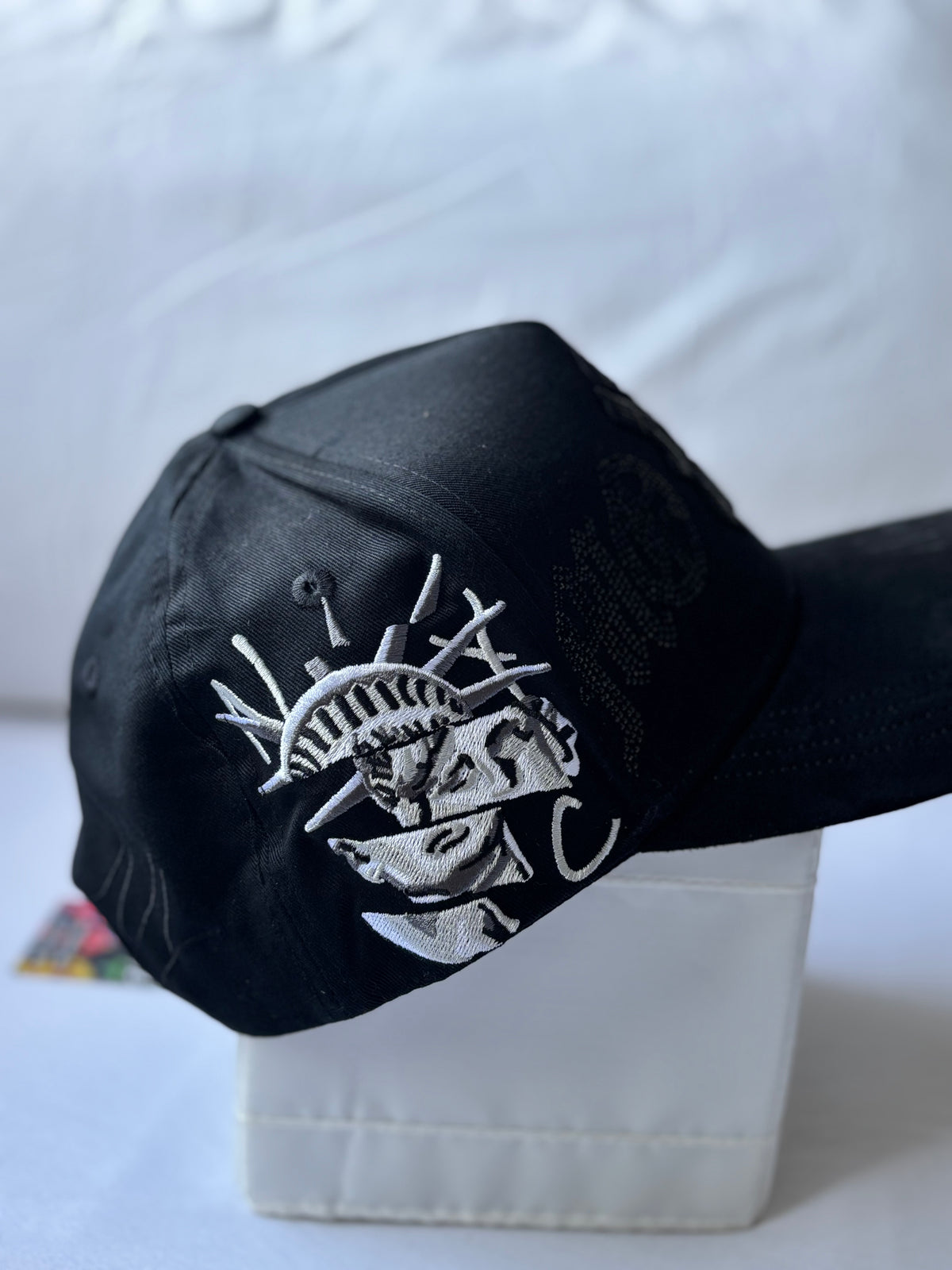 Gorra "Gothic Cross" Black-on-Black