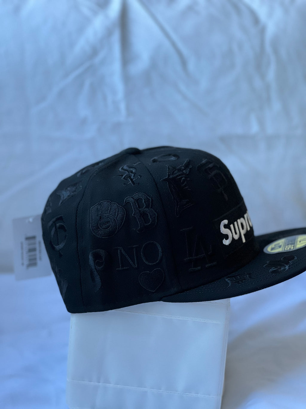 Gorra Fitted "Supreme Box Logo & Monogram MLB Logos" Stealth Black 7 3/8