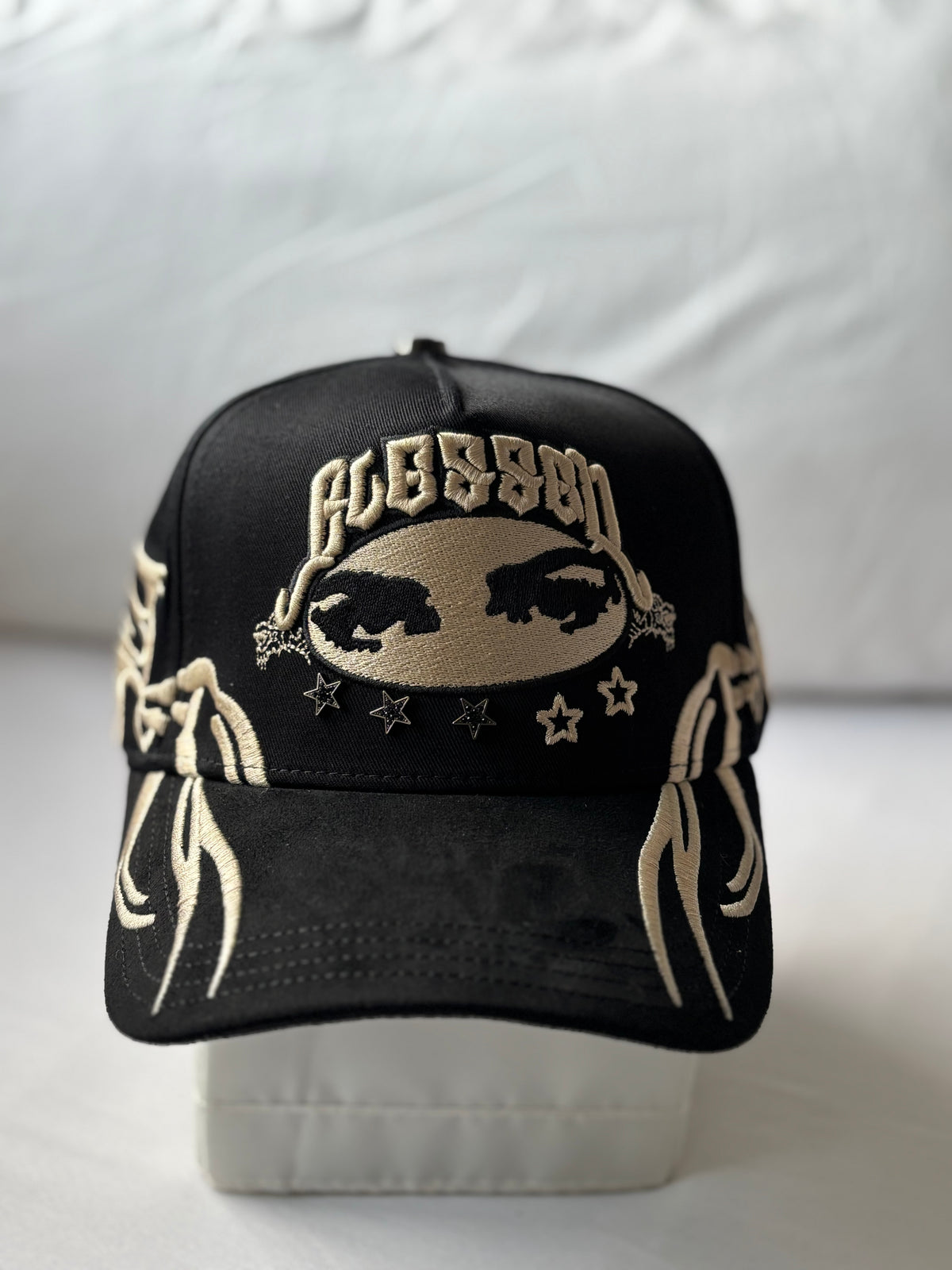 Gorra Trucker "Blessed" Tribal Gold Edition