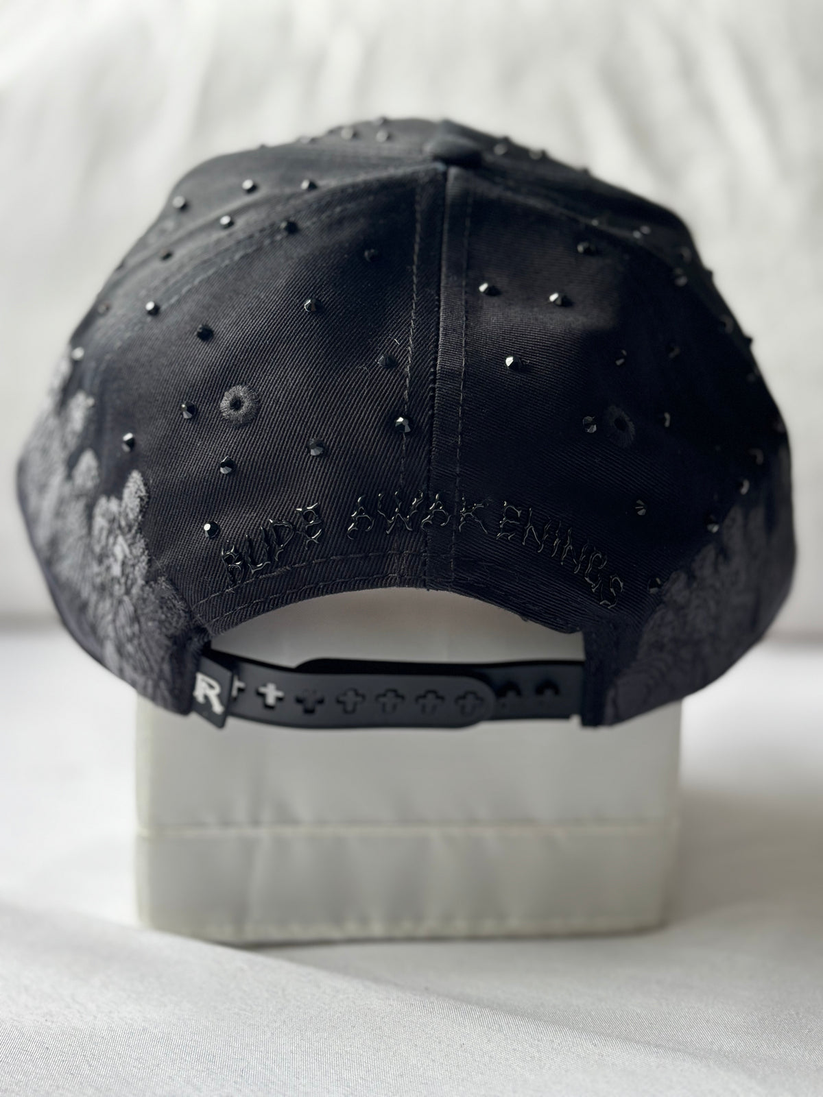 Gorra Suede "Rude Awakening & Heavy Embroidery" Black Edition