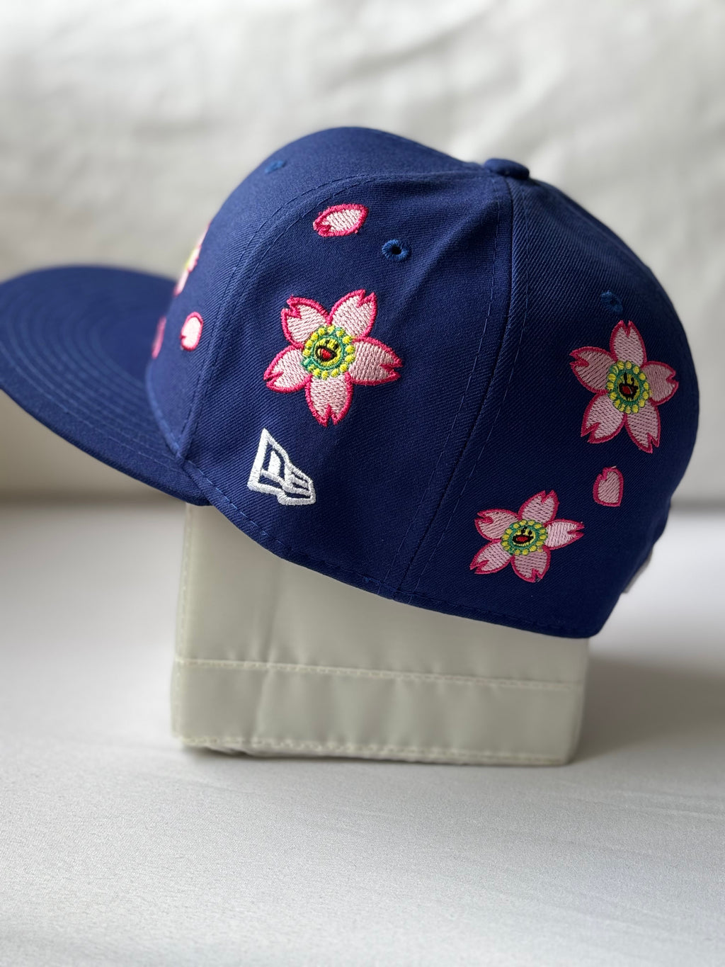 Gorra New Era 59FIFTY Los Angeles Dodgers Azul Floral - Talla 7 3/8