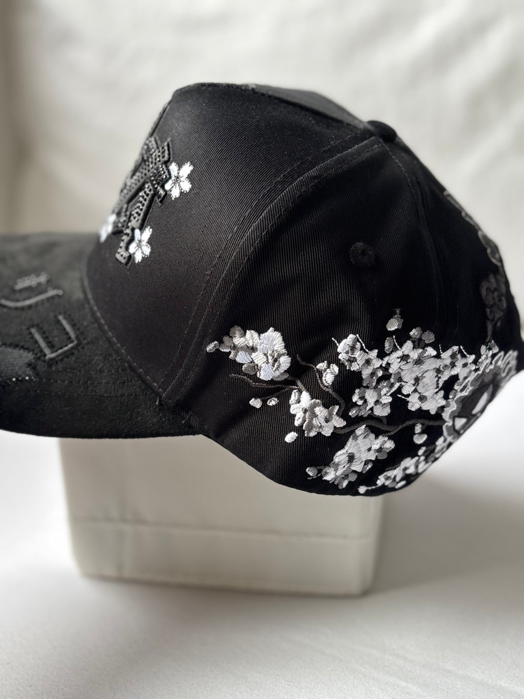 Gorra Trucker LA Black Dragon & Sakura