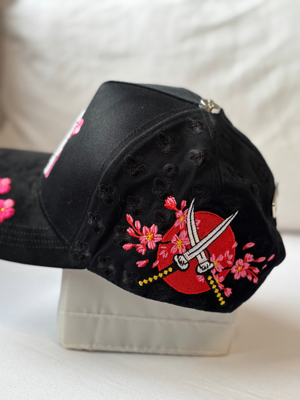 Gorra LA Hot Pink Dragon & Rhinestones
