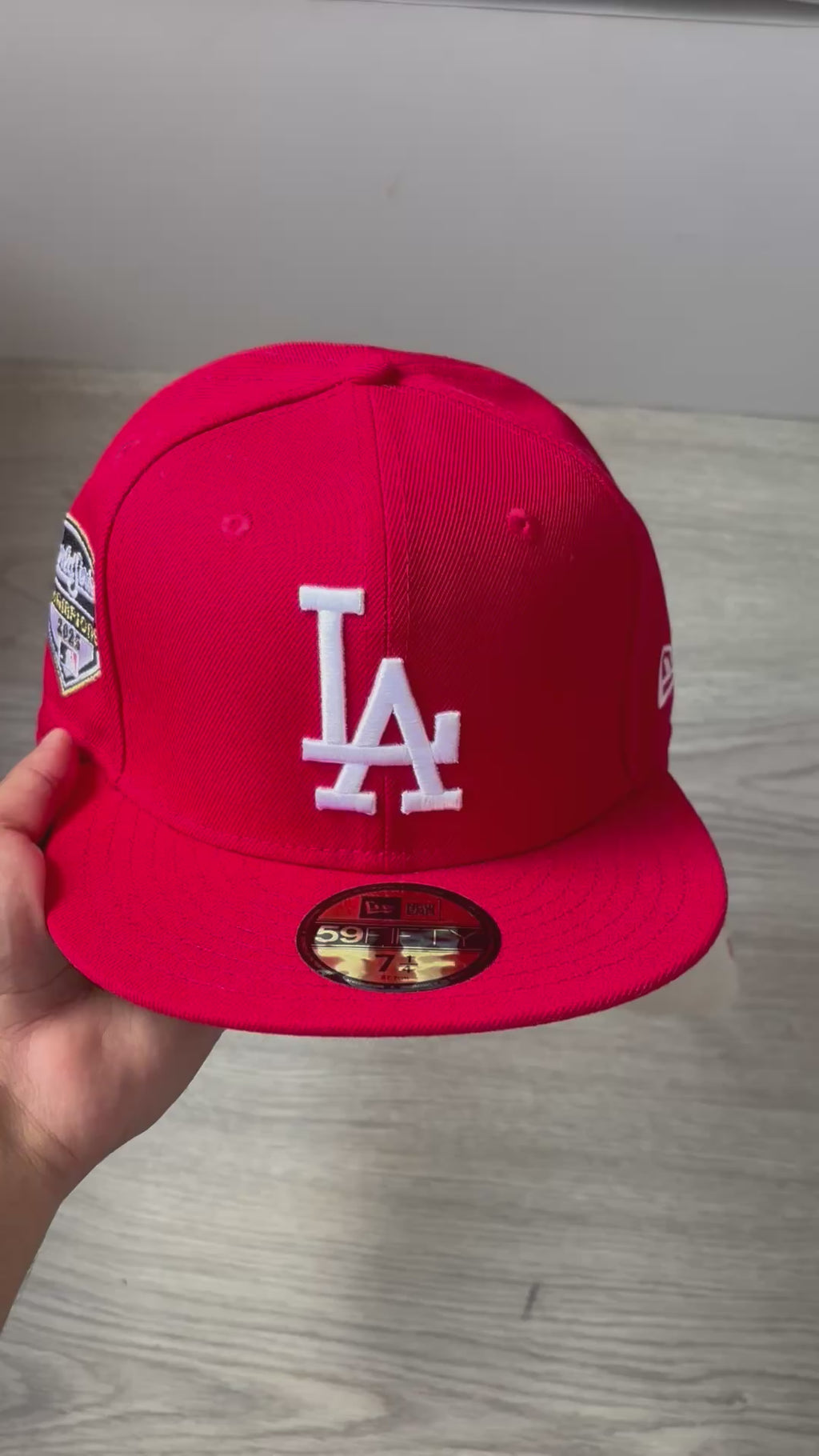 Gorra New Era 59FIFTY Los Angeles Dodgers Dogear Red Sherpa Edition Talla 7 3/8